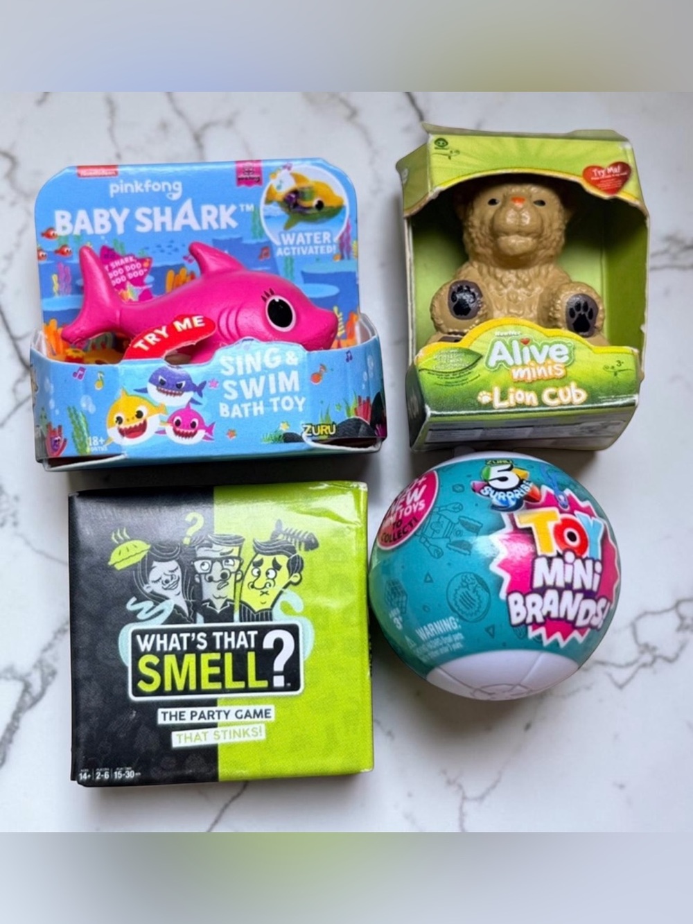 ZURU Mini Brands | Baby Shark Pets Alive Toy Mini Brands | Mixed Toy Bundle